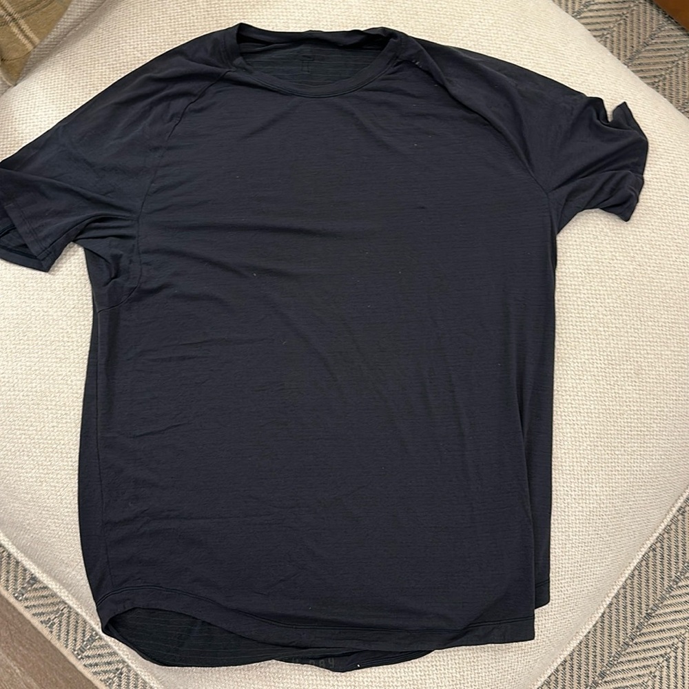 Lululemon navy XL T-shirt